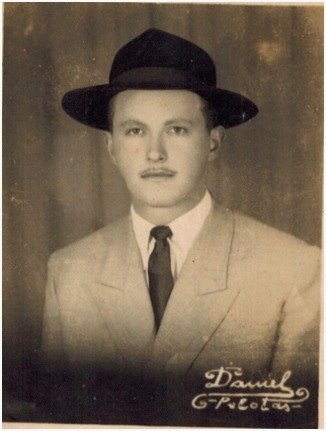 Retrato de seu Albino Roloff, fundador